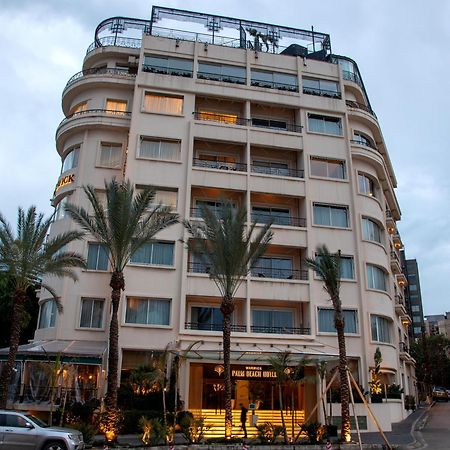 Warwick Palm Beach Hotel Beirut Exterior photo